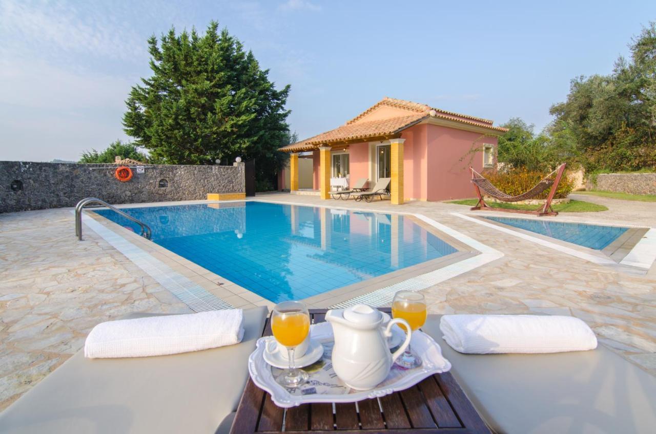 Villa Nefeli Дасія Екстер'єр фото